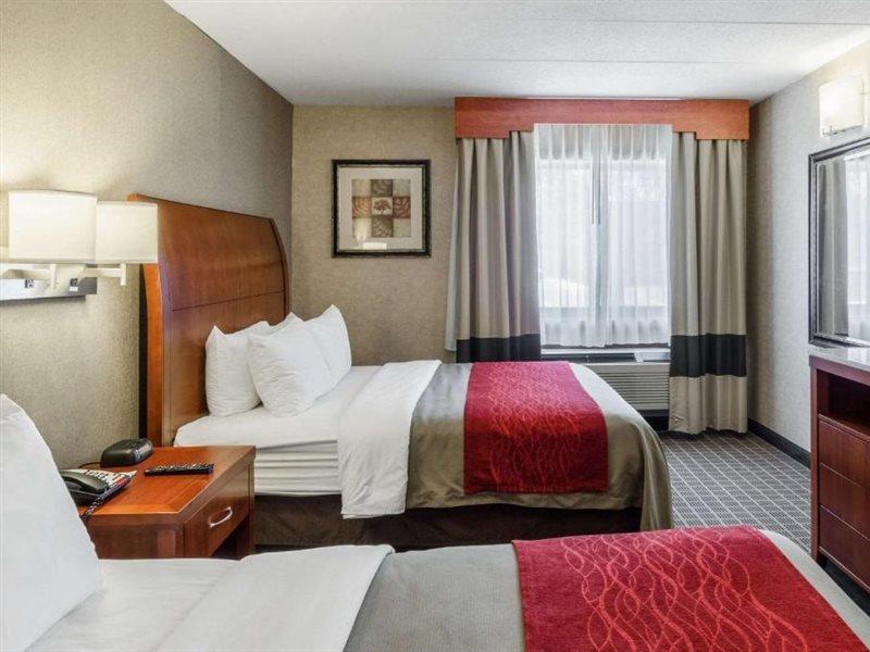 Comfort Inn & Suites Вэст спрингфильд Экстерьер фото