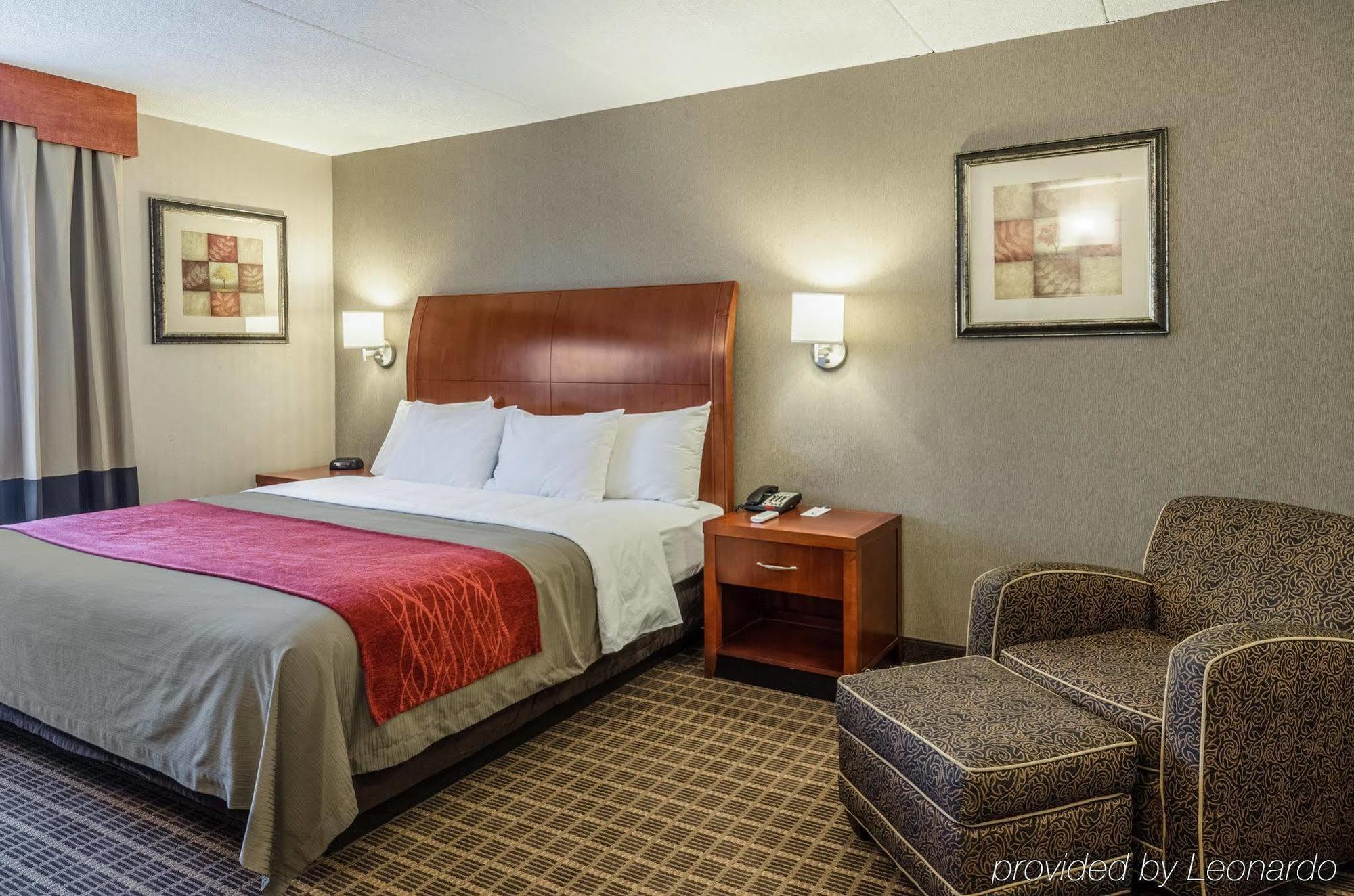 Comfort Inn & Suites Вэст спрингфильд Экстерьер фото